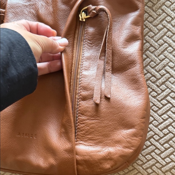 AIMEE LOW KEY LUXE HOBO BAG- EUC - Picture 9 of 16